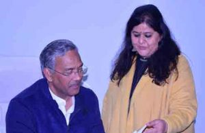 Dr Nauriyal presents book on ballads to CM