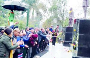 Floral tribute paid to Bose on Jayanti