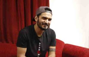 ‘Tera Ghaata’ singer Gajendra Verma performs live in Doon