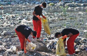 Col Brown School celebrates Earth Day