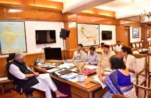 Satpal Maharaj discusses projects with Jal Shakti Minister