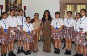 Gov urges students to undertake social service