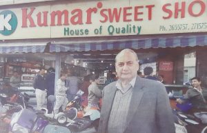 Kumar Sweet Shop owner Ramesh Kumar is no more; Doonites pay tribute in large number at Lakhibagh