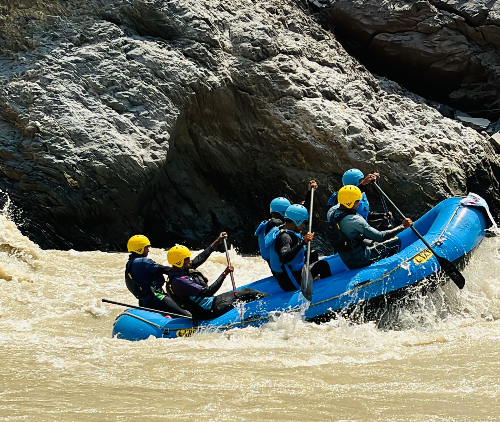 Indian Army holds White Water Rafting Expedition | Garhwal Post