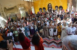 Holi’s Colours & Beatles Ashram Chants – Sacred Celebration at Parmarth Niketan IYF