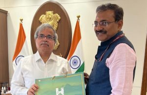 CS meets Chairman of Railway Board; Discusses progress on various Railway Projects