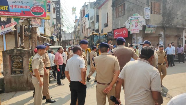 Fresh landslide near Galogi again blocks Dehradun-Mussoorie Road