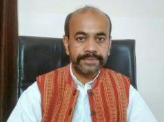 Ravindra Jugran raises pending payments under Apple Mission with Secretary SN Pandey