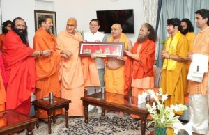 Sages, spiritual leaders extend full support to CM for grand Haridwar Kumbh 2027
