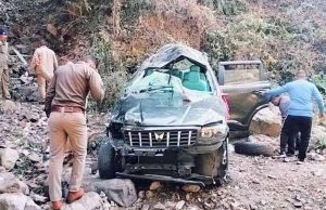 Devotees’ car plunges into gorge near Kainchi Dham, 3 killed