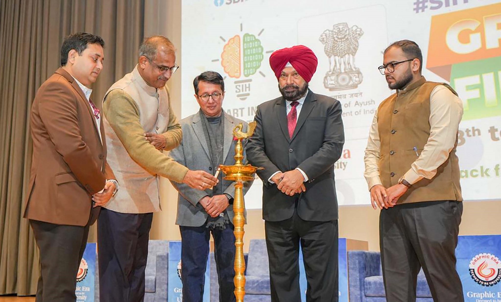 Ayush Innovation Hackathon underway at Graphic Era | Garhwal Post