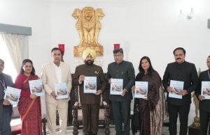 Gov briefed on U’khand Public Service Commission functioning