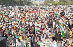 Cong marches to Lok Bhawan in protest against Govt over issues of crime, law & order