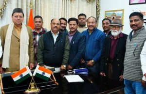 Taxi Maxi Federation officials meet CM, submit demands