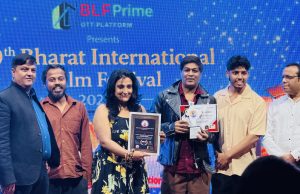 Sowmya Pandey wins Best Actor (Female) award
