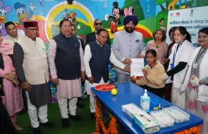 Governor inaugurates vaccination drive at Gandhi Shatabdi Hospital