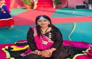 CM condoles death of Tharu folk singer Rinku Rana