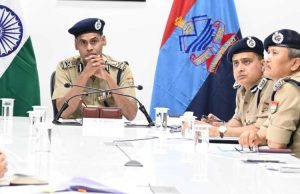 ADG Murugesan reviews law & order, orders strict verification drive