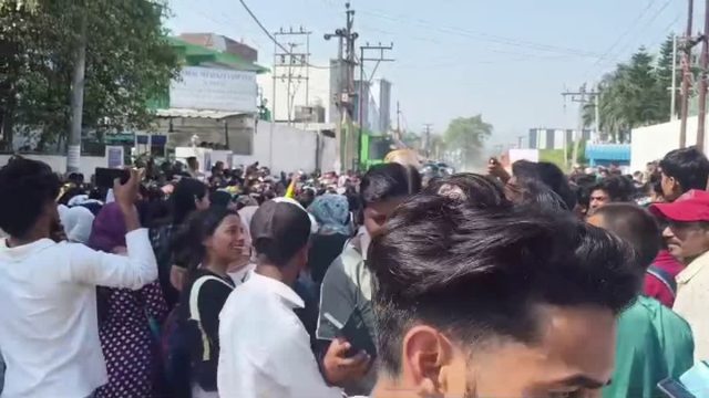 APS workers agitation in Selaqui