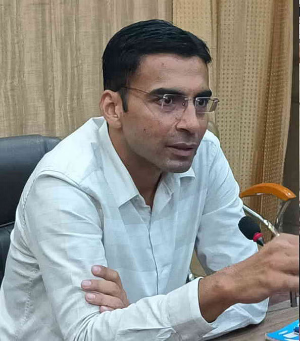 Savin Bansal 22