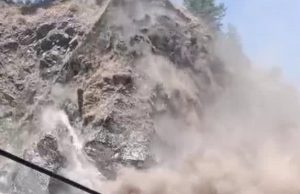 Massive landslide occurs on Niti Malari National Highway
