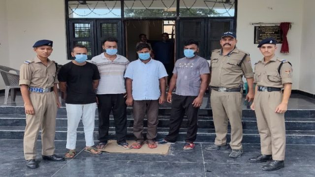 APS 4 arrested in Haridwar