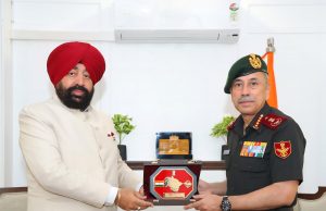 U’khand Gov meets CDS in New Delhi