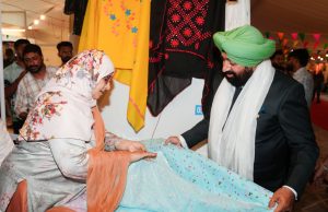 Folk Arts and Local Products are foundation of Self Reliant India: Lt Gen Gurmit Singh