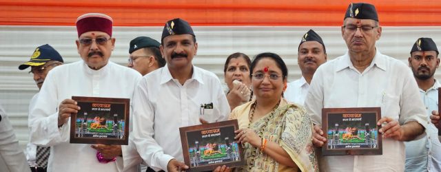 Journo Manoj Ishtwal’s book on Kanvashram released at ceremony in Kotdwar