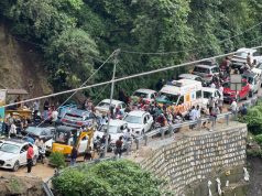 Mussoorie-Dehradun Road reopens after 24 hours; traffic jams & hazards persist