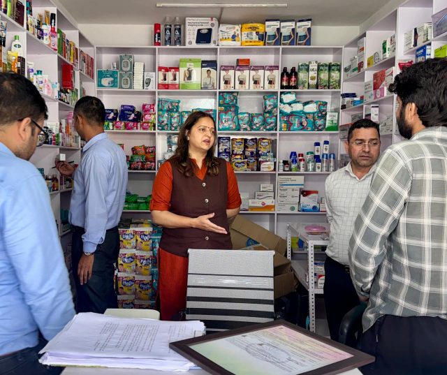 Surprise inspection of medical stores in Sahaspur reveals irregularities, several stores shut down copy