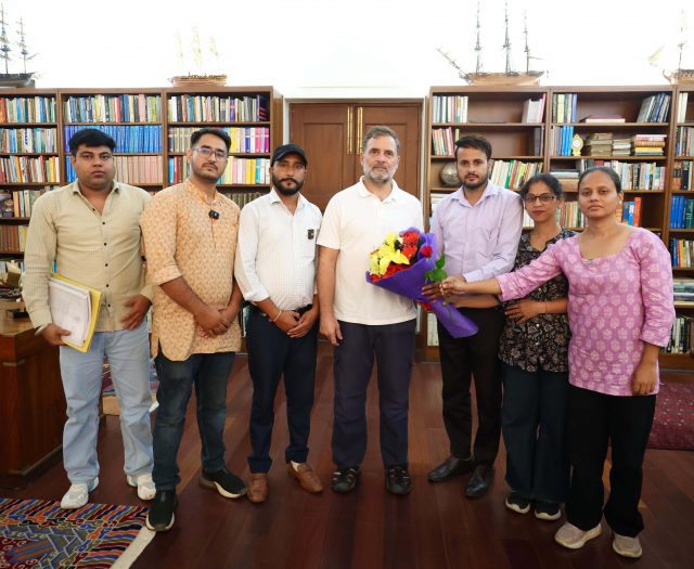 APS delegations from U'khand meeting Rahul Gandhi