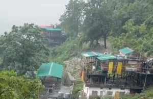 Hillside collapses again at ‘Pani Wala Bend’; Homes face grave danger