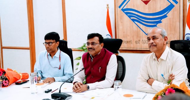 NITI Aayog members discuss U’khand’s development prospects with CS and state officials